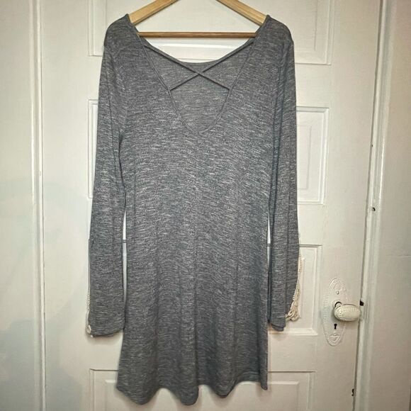 Hayden Dress w/ Lace Sleeve Detail and Cross Back - Picture 6 of 9